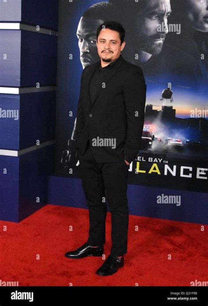 Actor Jesse Garcia Wiki, Age, Net Worth, Height, Wife & More