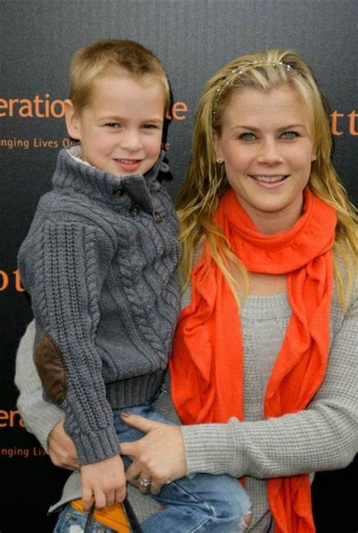 Alison Sweeney Bra Size, Age, Weight, Height, Measurements