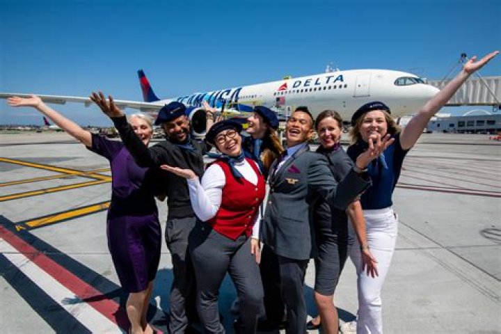 At What Age Do Flight Attendants Retire? – Celebrity