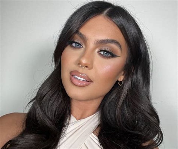 Belle Hassan in Bathing Suit is "in My Barbie Era" — Celebwell