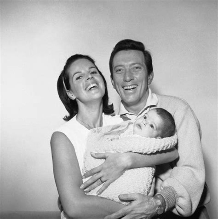 Claudine Longet Biography - Facts, Childhood, Family Life & Achievements