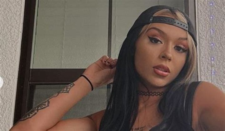 Cora Jade in Bathing Suit is in "Miami" — Celebwell