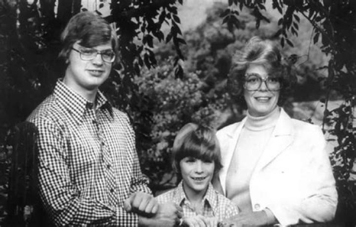 David Dahmer Wiki, Age, Wife, Kids, Brother, Parents, Job & More