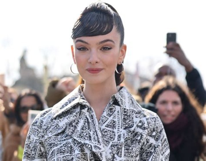 Deva Cassel in Bathing Suit Gets a "Warm Welcome" — Celebwell