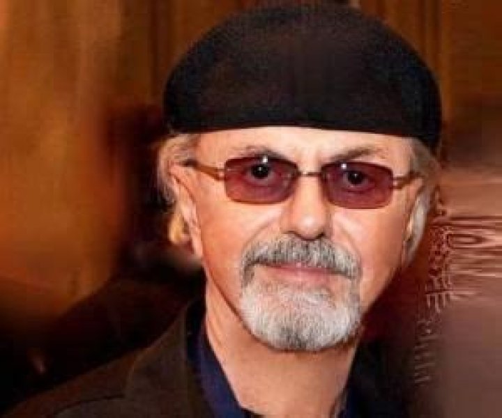 Dion DiMucci Biography - Facts, Childhood, Family Life & Achievements
