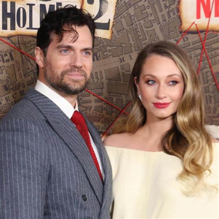 Elizabeth Hitch Wiki, Age, Husband, Net Worth & Instagram