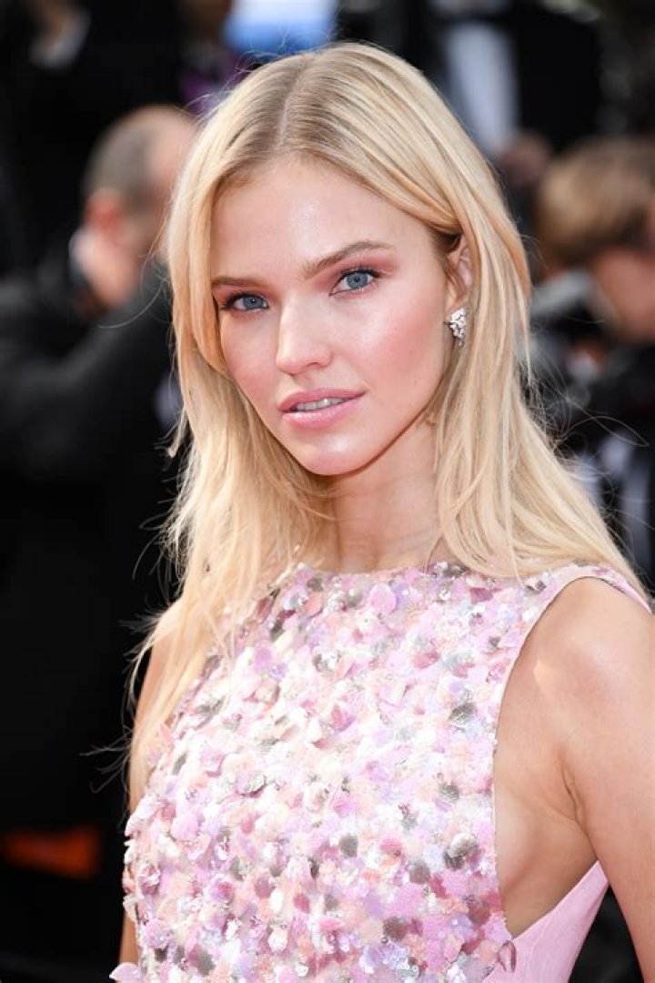 Famous Russian Female Models