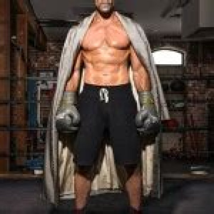 Frank Grillo Body Measurements Height Weight Biceps Shoe Size Vital Stats Bio