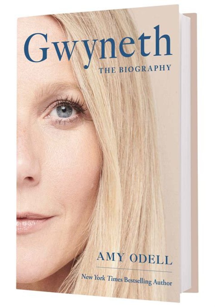 Gwyneth Paltrow Biography - Facts, Childhood, Family Life & Achievements