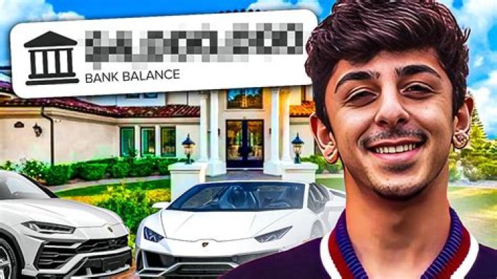 
How Much Money Does Faze Banks Make? Latest Income Salary
