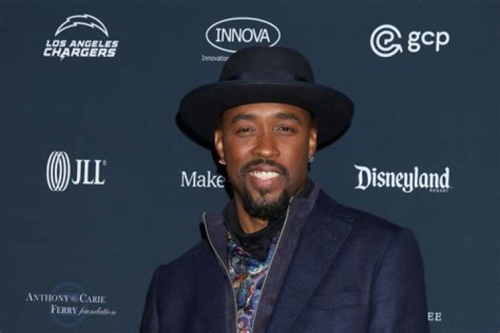 
How Much Money Does Montell Jordan Make? Latest Income Salary
