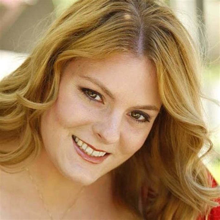 How Tall Is Brandon Jones Bachelorette? – Celebrity