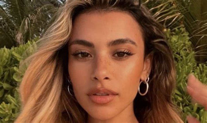 Joanna Chimonides in Bathing Suit is "Trying to Look Cute" — Celebwell