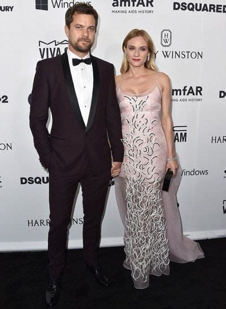 Joshua Jackson Height Weight Body Measurements Vital Stats Facts Bio