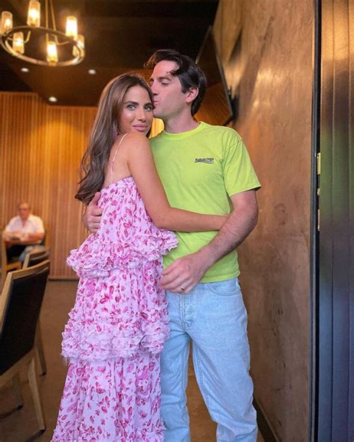 Lizzy Savetsky Wiki, Age, Net Worth, Ethnicity, Husband, Kids & More