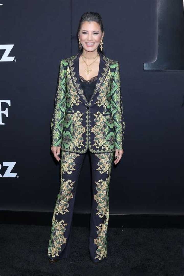 Los Angeles Star Kelly Hu Shares Swimsuit Photo Saying “Love To You All”