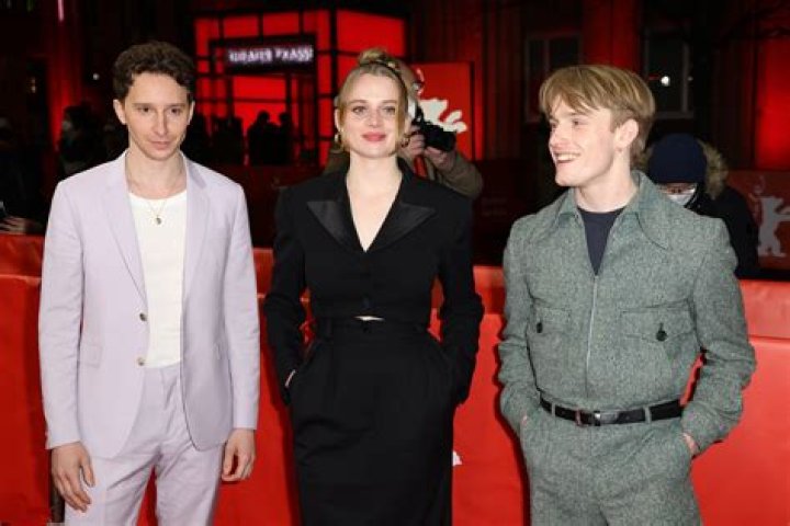 Louis Hofmann Wiki, Age, Girlfriend, Height, Facts & Net worth
