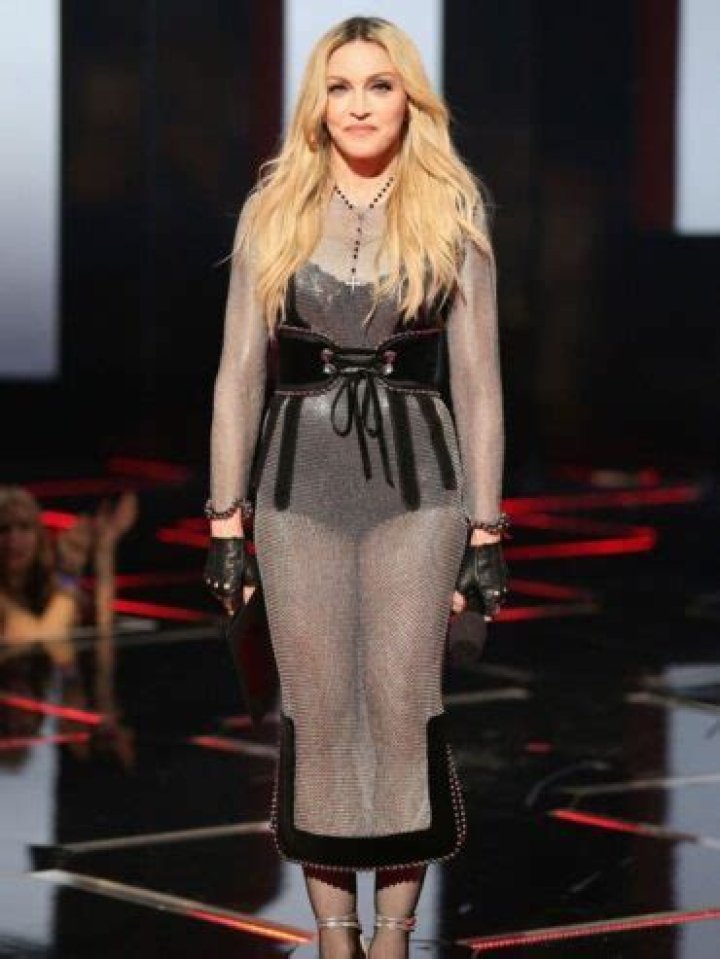 Madonna Body Measurements Weight Height Shoe Bra Size Stats