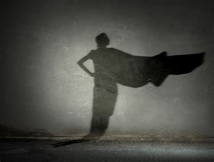 Manifest Star Ellen Tamaki Shares Swimsuit Photo as “It’s Been Real”