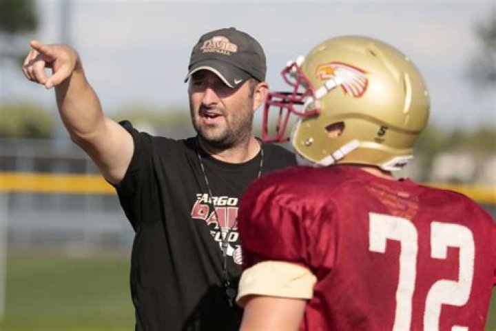 Minnesota Coach Jason Thielges Dies by Suicide