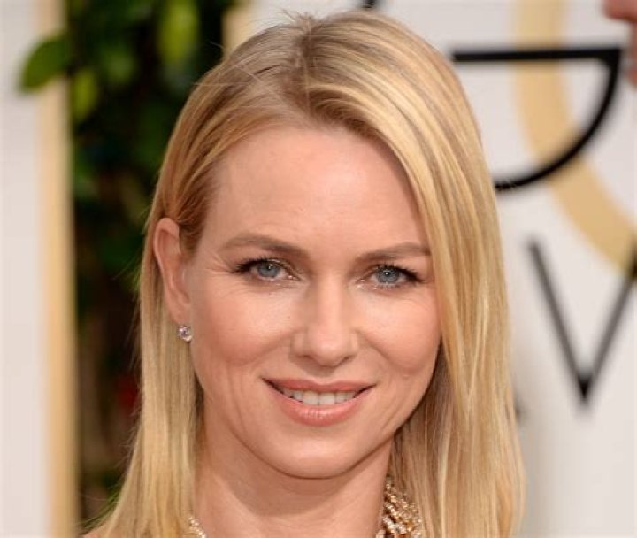 Naomi Watts – Height, Weight, Bra Size, Measurements & Bio