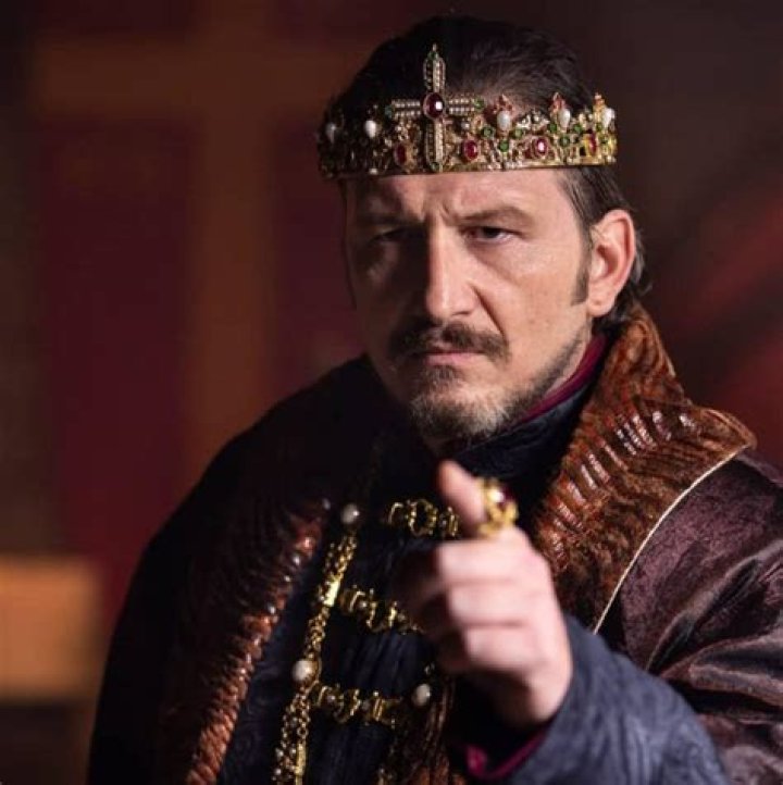 Osman Sonant Wiki, Age, Net Worth, Wife, Height, Kids & Biography