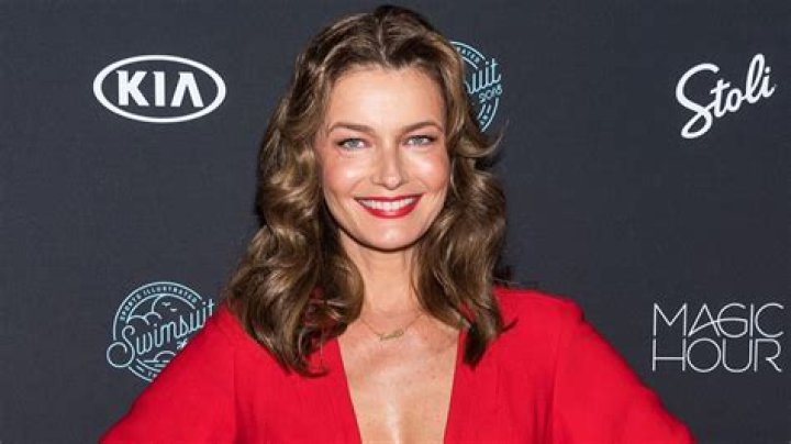 Paulina Porizkova in Bathing Suit and More Star Snaps From This Week — Celebwell