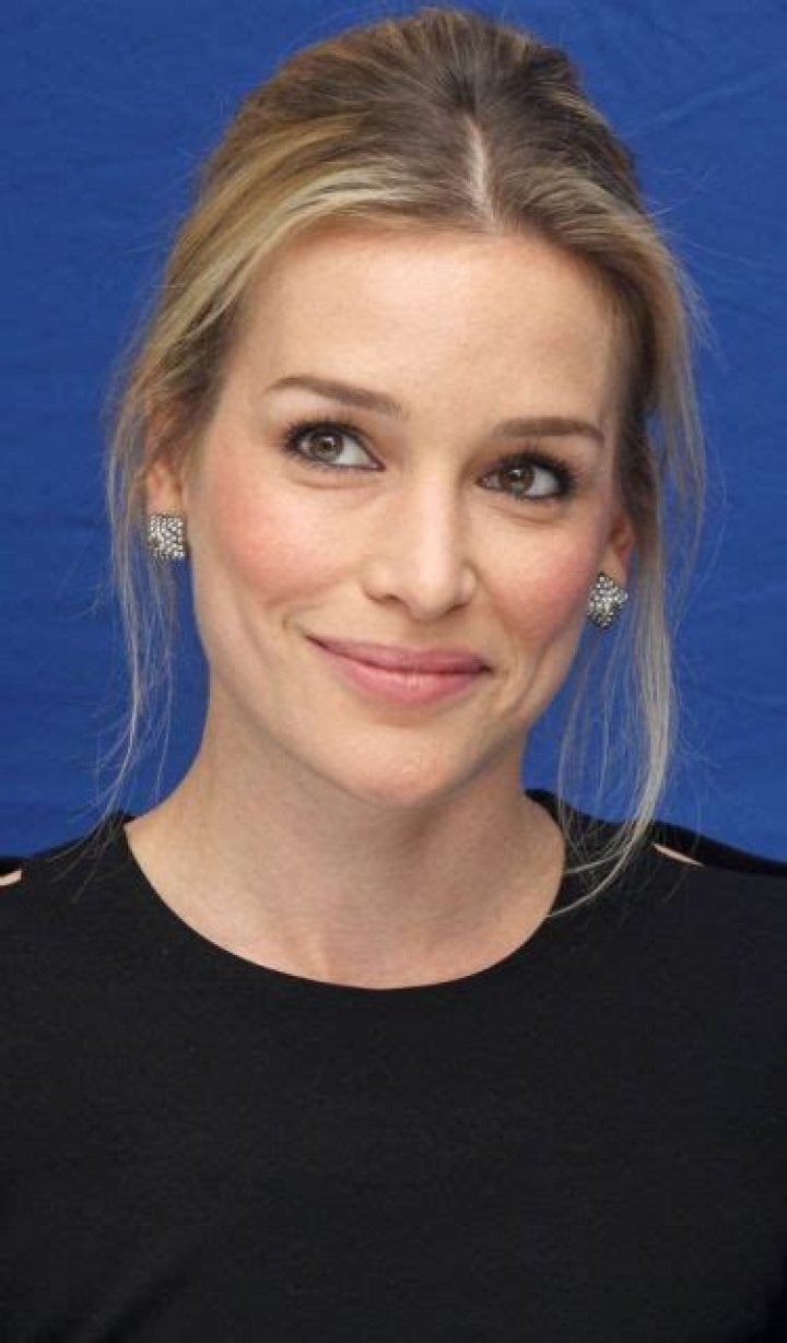 Piper Perabo Plastic Surgery Before and After