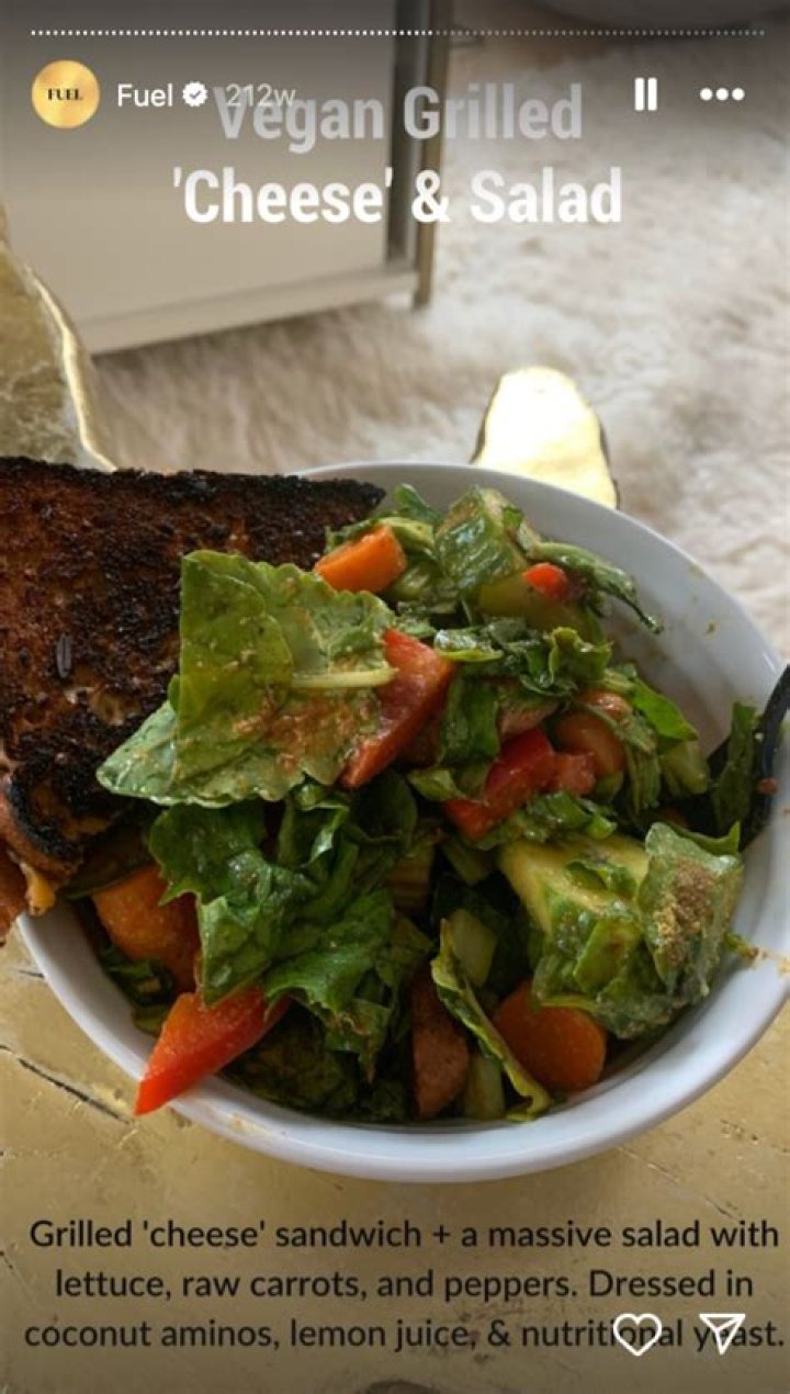 Robin Arzón in Two-Piece Workout Gear Says "Watch Yourself Soar"