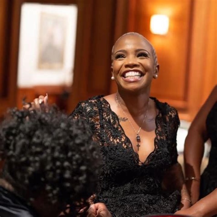 Roslyn Singleton Died From Human Brain Tumor, Ray Singleton Wife