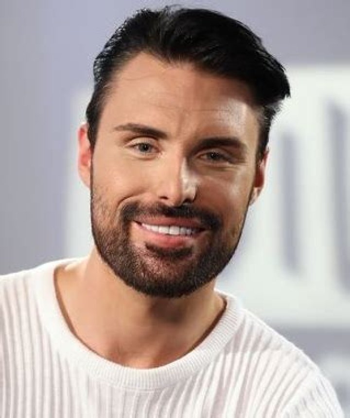 Rylan Clark-Neal Height Weight Shoe Size Body Measurements Facts