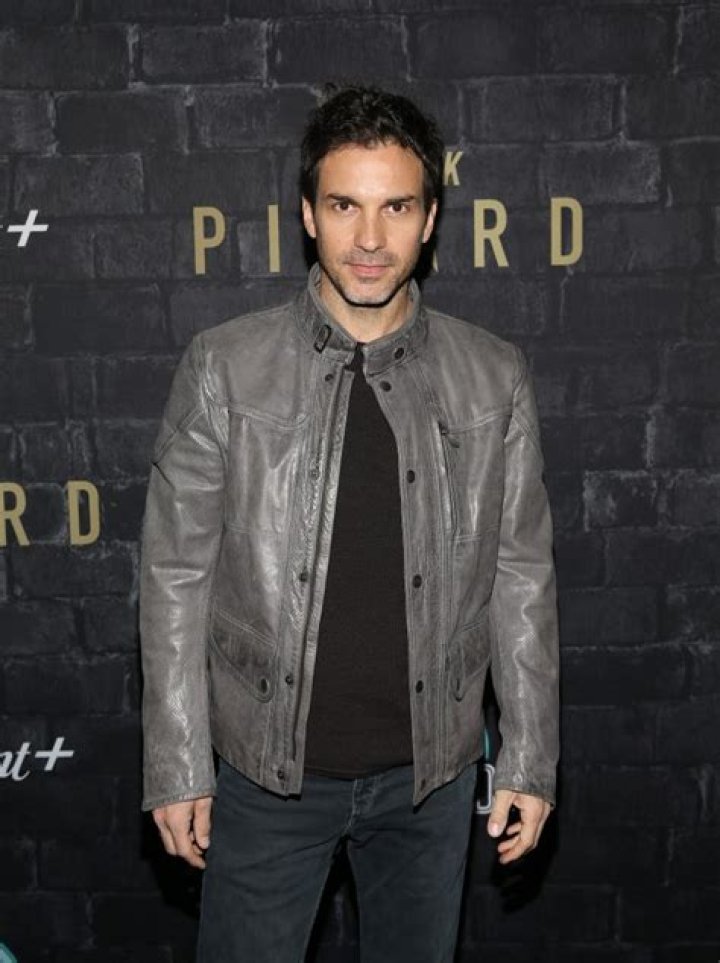 Santiago Cabrera Net Worth