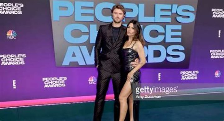 Sarah Shahi Net Worth