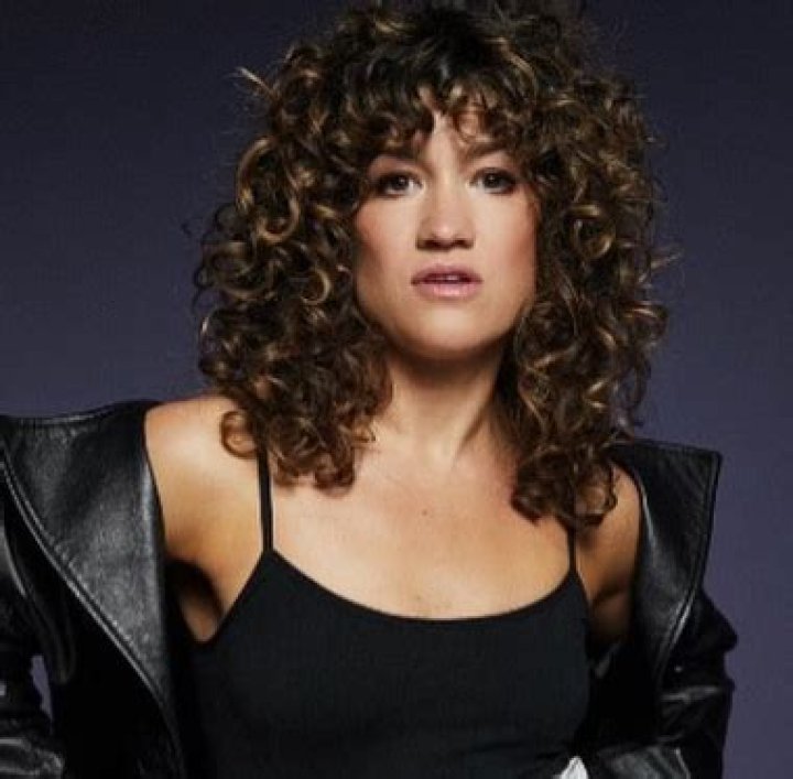 Sarah Stiles Net Worth