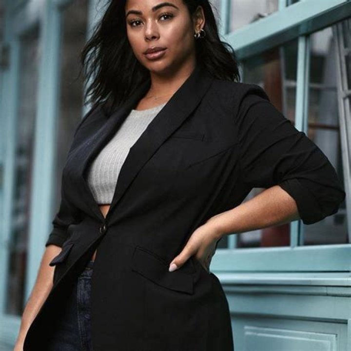 Tabria Majors Biography - Facts, Childhood, Family Life & Achievements