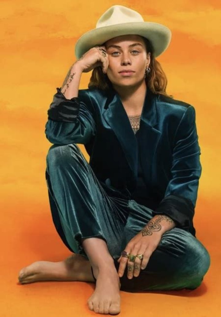 Tash Sultana Height Weight Body Measurements Shoe Size Facts