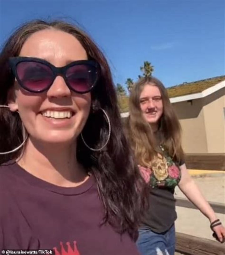 TikTok Star Laura Lee’s Daughter Savannah Died From Epilepsy Fatal Seizure