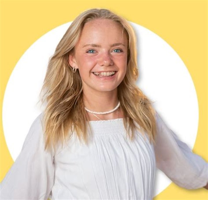 Vanessa Burghardt Biography - Facts, Family Life, Career