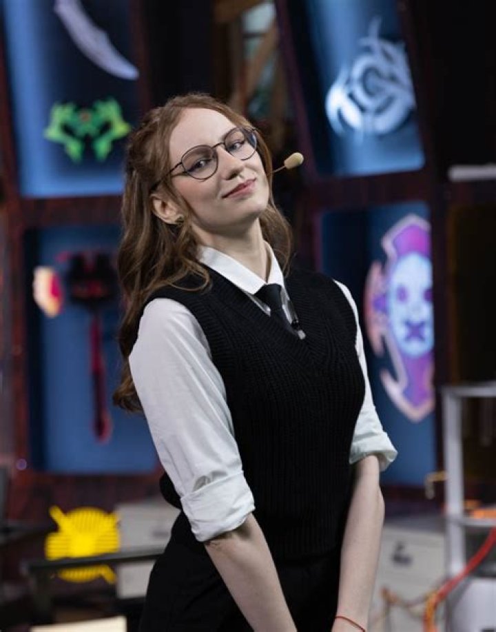 Vasilisa Net Worth & Earnings (2024)