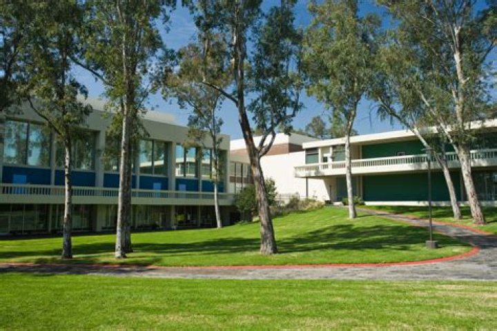 What GPA do you need to get into California Institute of the Arts? – Celebrity